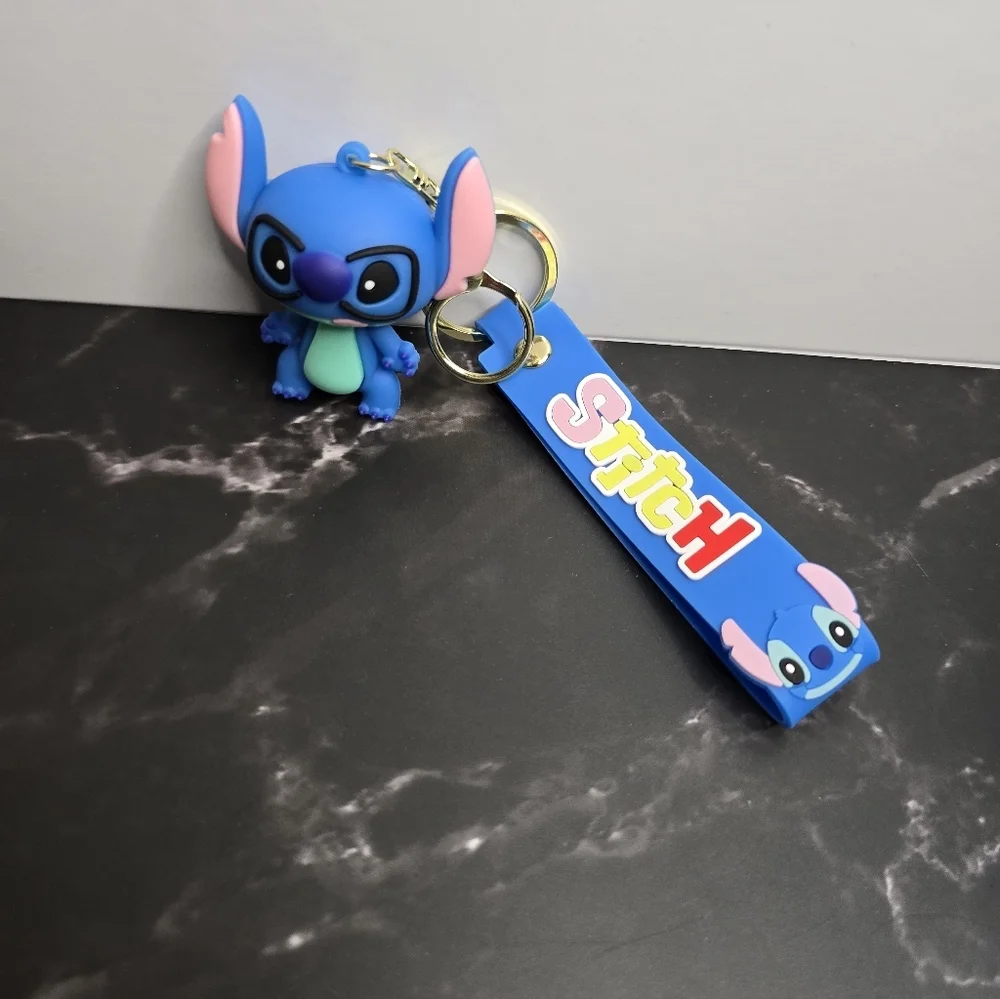 Disney Lilo N Stitch Keychain - Picture 2 of 3